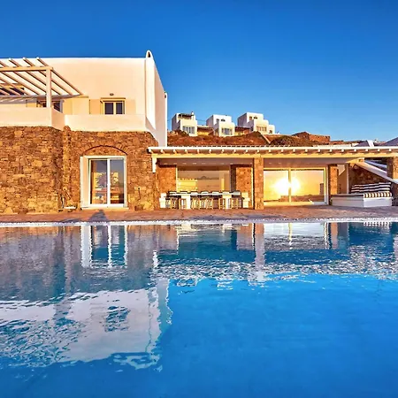 Michaelangelo * Mykonos Town