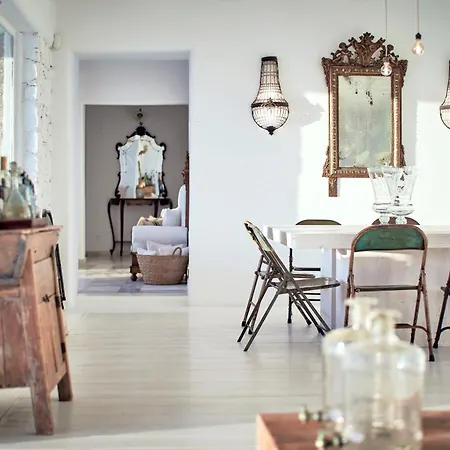 Michaelangelo Villa *